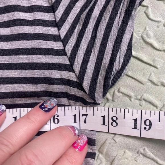 Athleta Small  TOPANGA Dress S Black Heather Gray Striped Jersey V-Neck Ruched - Picture 5 of 7